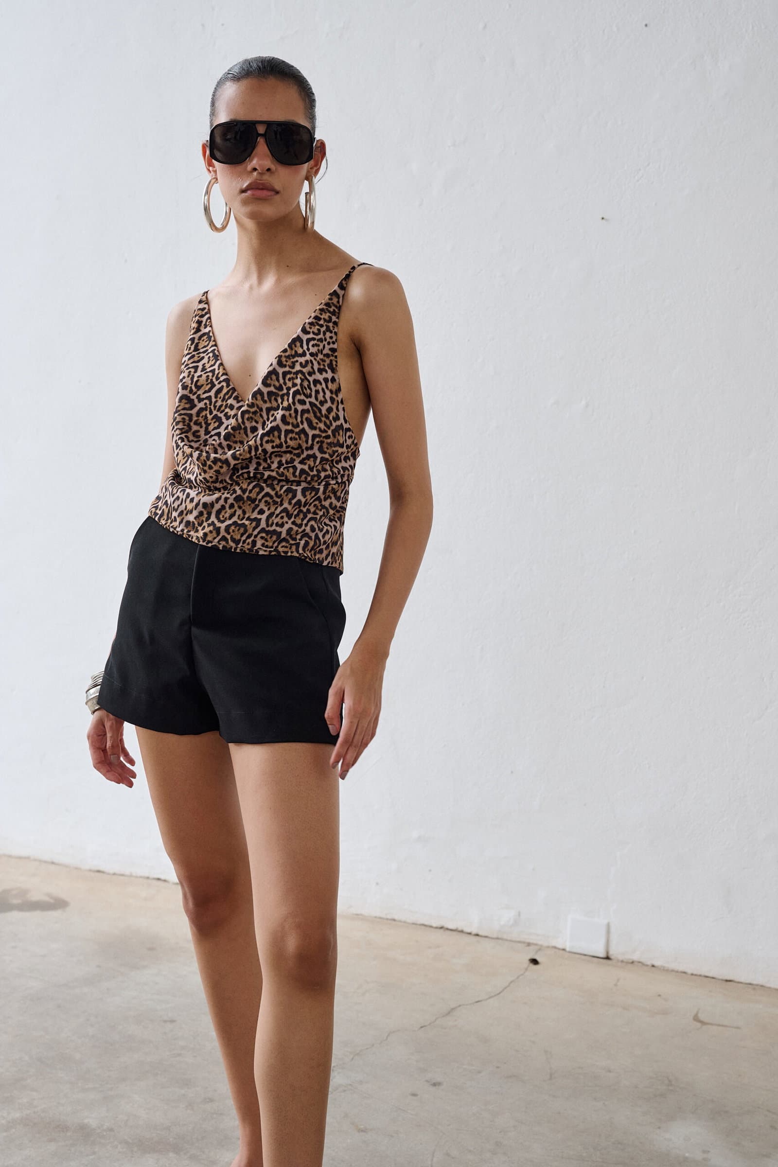 Blusa Frente Única Decote Degagê Jade Estampada 3